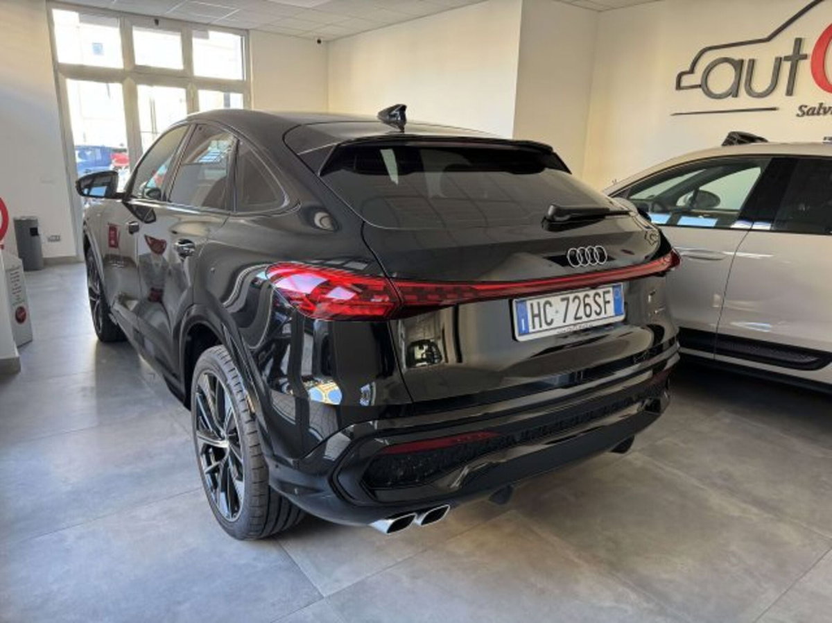 Audi Q5 Sportback 2.0 tdi mhev+ S line quattro 204cv s-tronic (5)