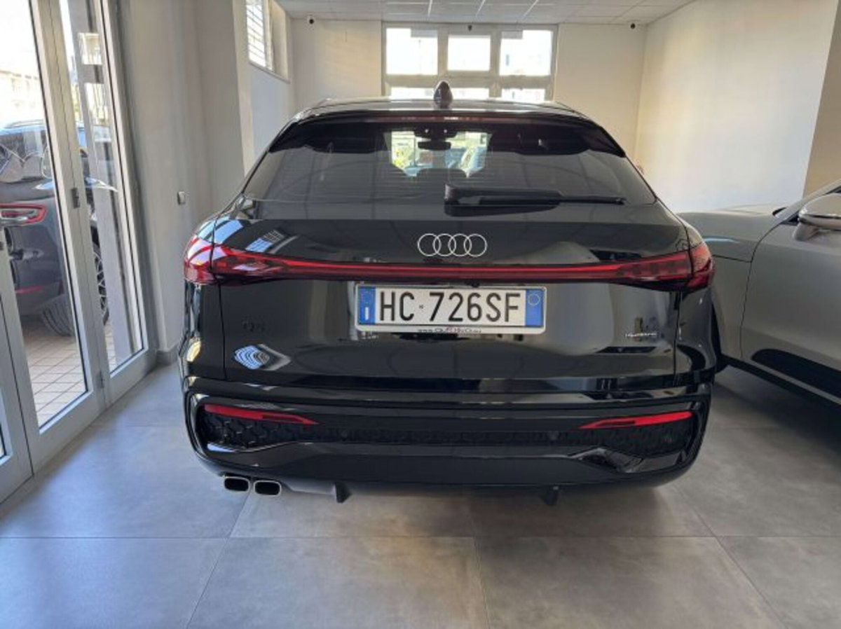 Audi Q5 Sportback 2.0 tdi mhev+ S line quattro 204cv s-tronic (6)