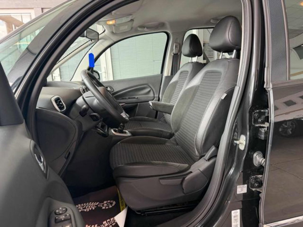 Citroen C3 Picasso 1.6 HDi 110 Exclusive Theatre (14)