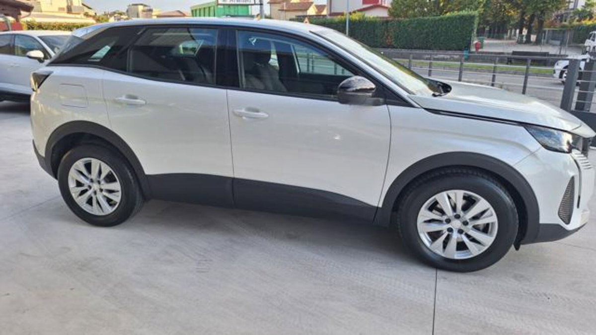 Peugeot 3008 BlueHDi 130 S&S EAT8 Active Pack (10)