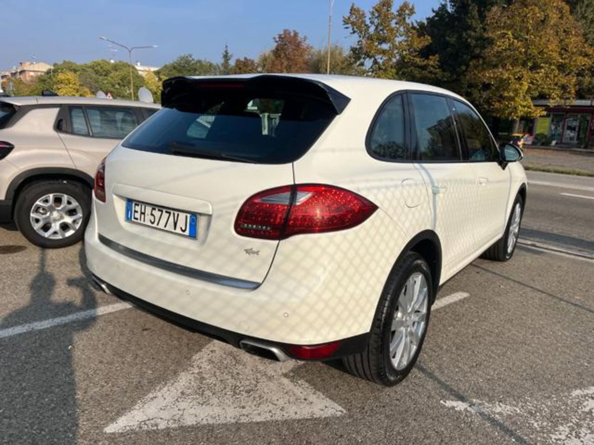 Porsche Cayenne 3.0 Diesel (3)
