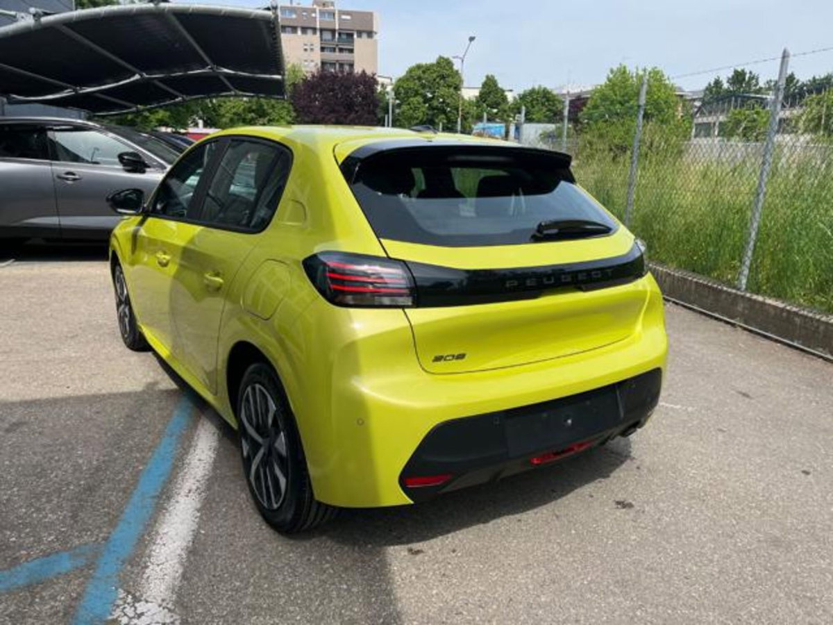 Peugeot 208 1.2 puretech Active s&s 100cv (4)