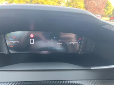 Peugeot 2008 PureTech 100 S&S Allure (3)