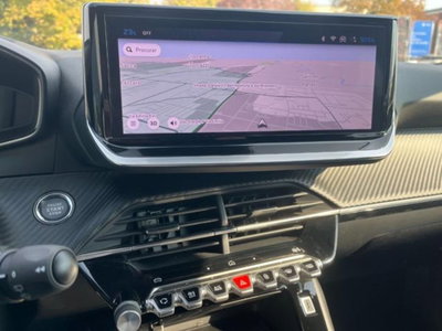Peugeot 2008 PureTech 100 S&S Allure (7)