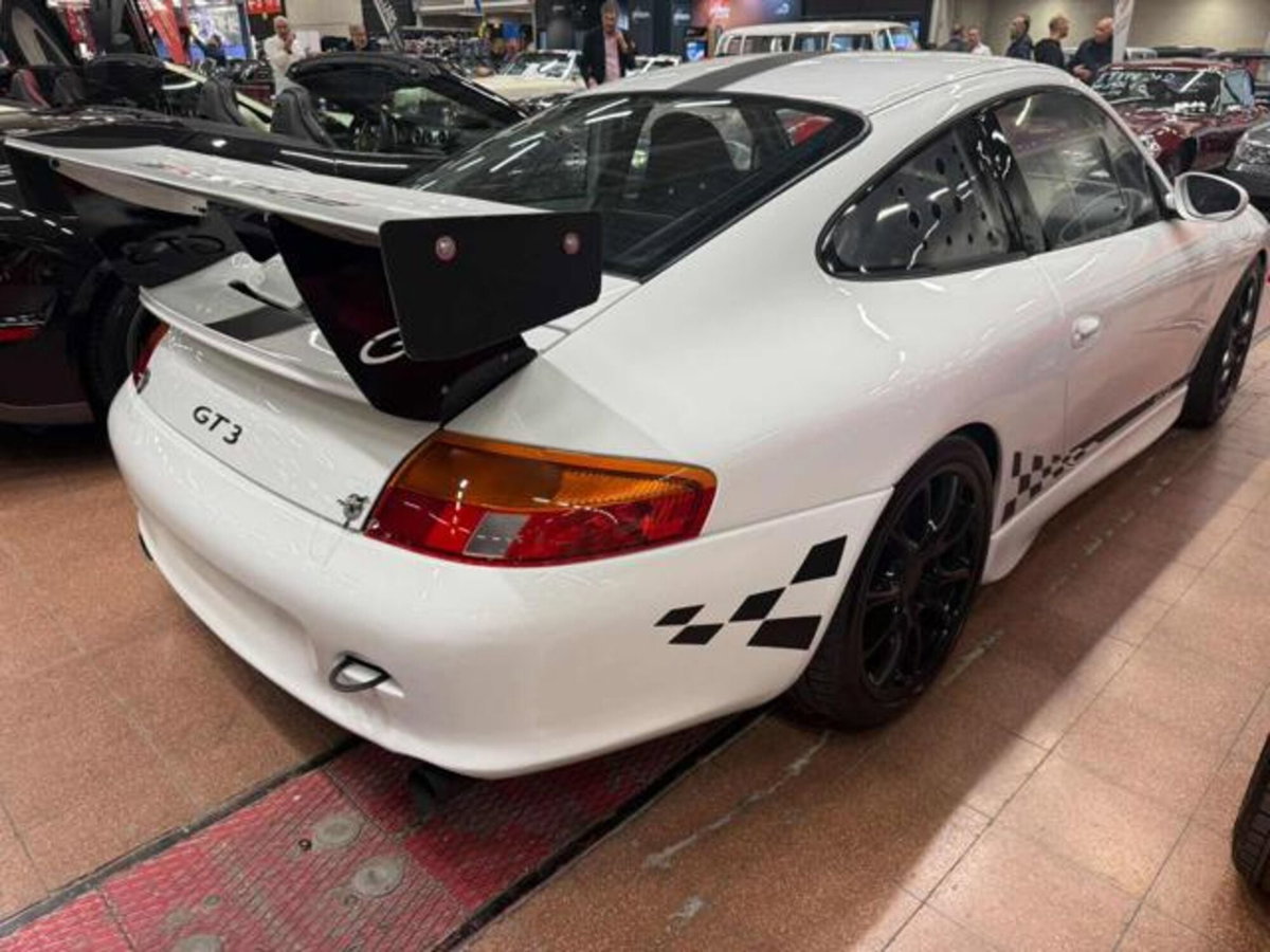 Porsche 911 Coupé GT3 cat (6)