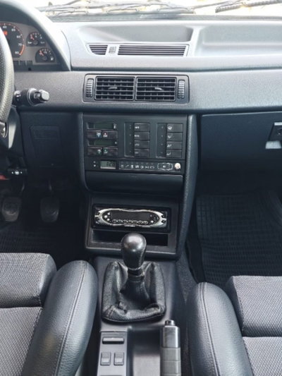 Alfa Romeo 75 2.0i Twin Spark (18)