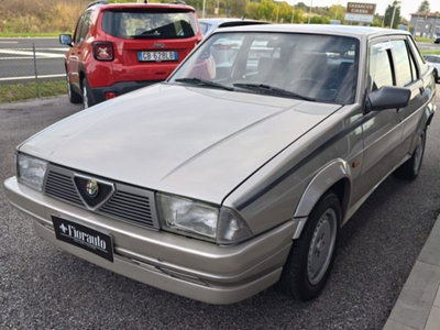 Alfa Romeo 75 2.0i Twin Spark (2)