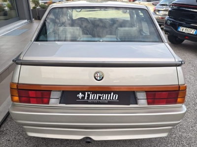 Alfa Romeo 75 2.0i Twin Spark (5)