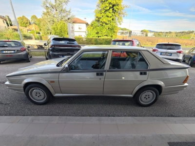 Alfa Romeo 75 2.0i Twin Spark (7)