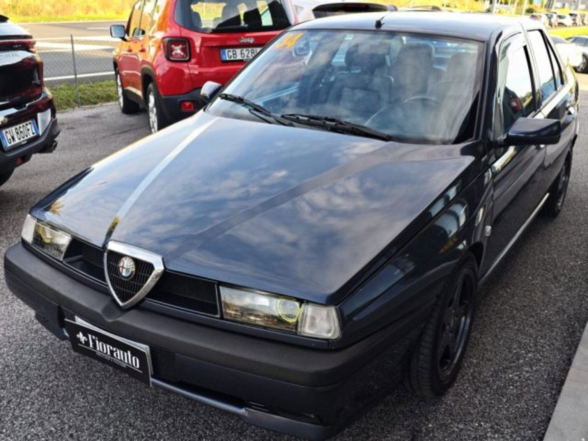 Alfa Romeo 155 2.0i Twin Spark 16V cat Super (8)