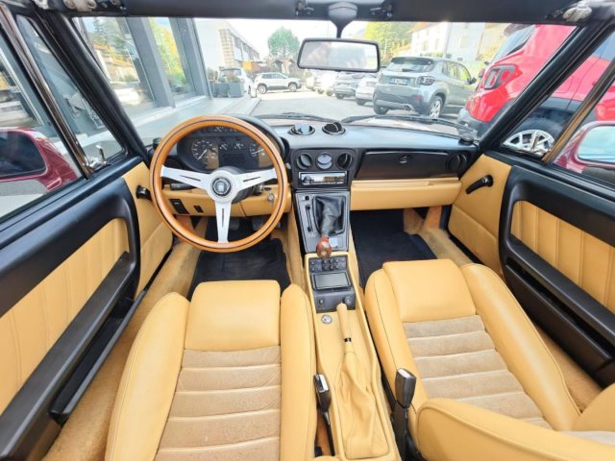 Alfa Romeo Spider 2.0i cat (19)