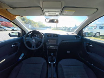 Volkswagen Polo 1.6 TDI 90CV DPF 5 porte Highline (14)