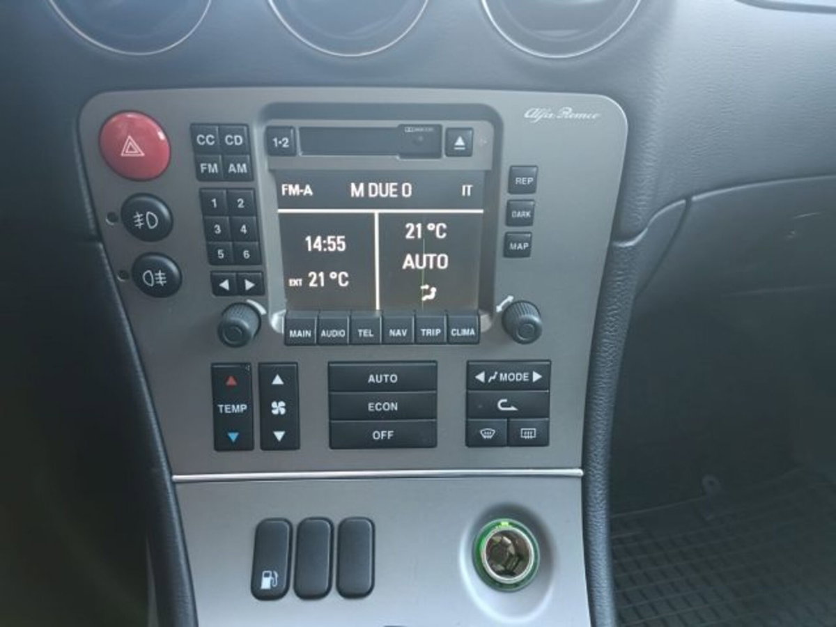 Alfa Romeo 166 2.0i 16V Twin Spark cat Distinctive (14)