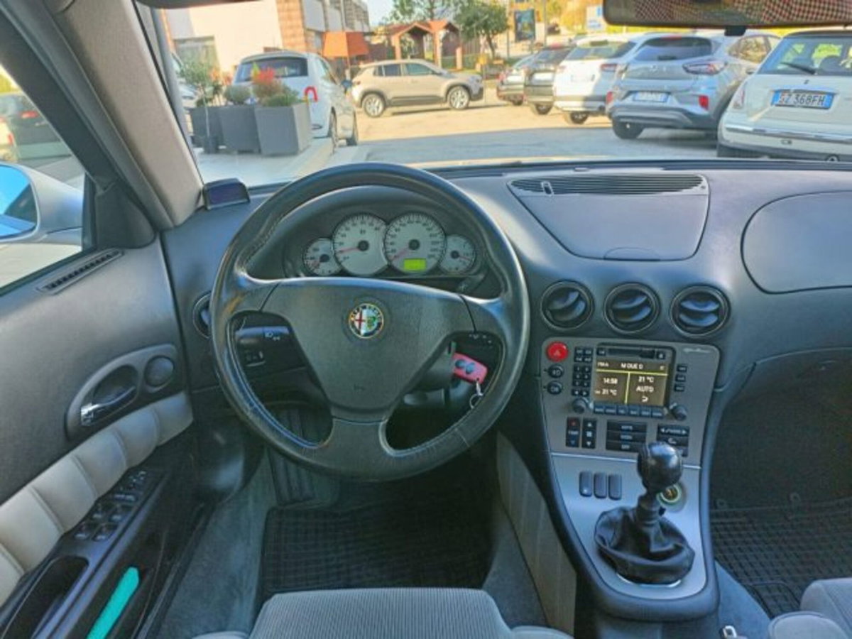Alfa Romeo 166 2.0i 16V Twin Spark cat Distinctive (17)