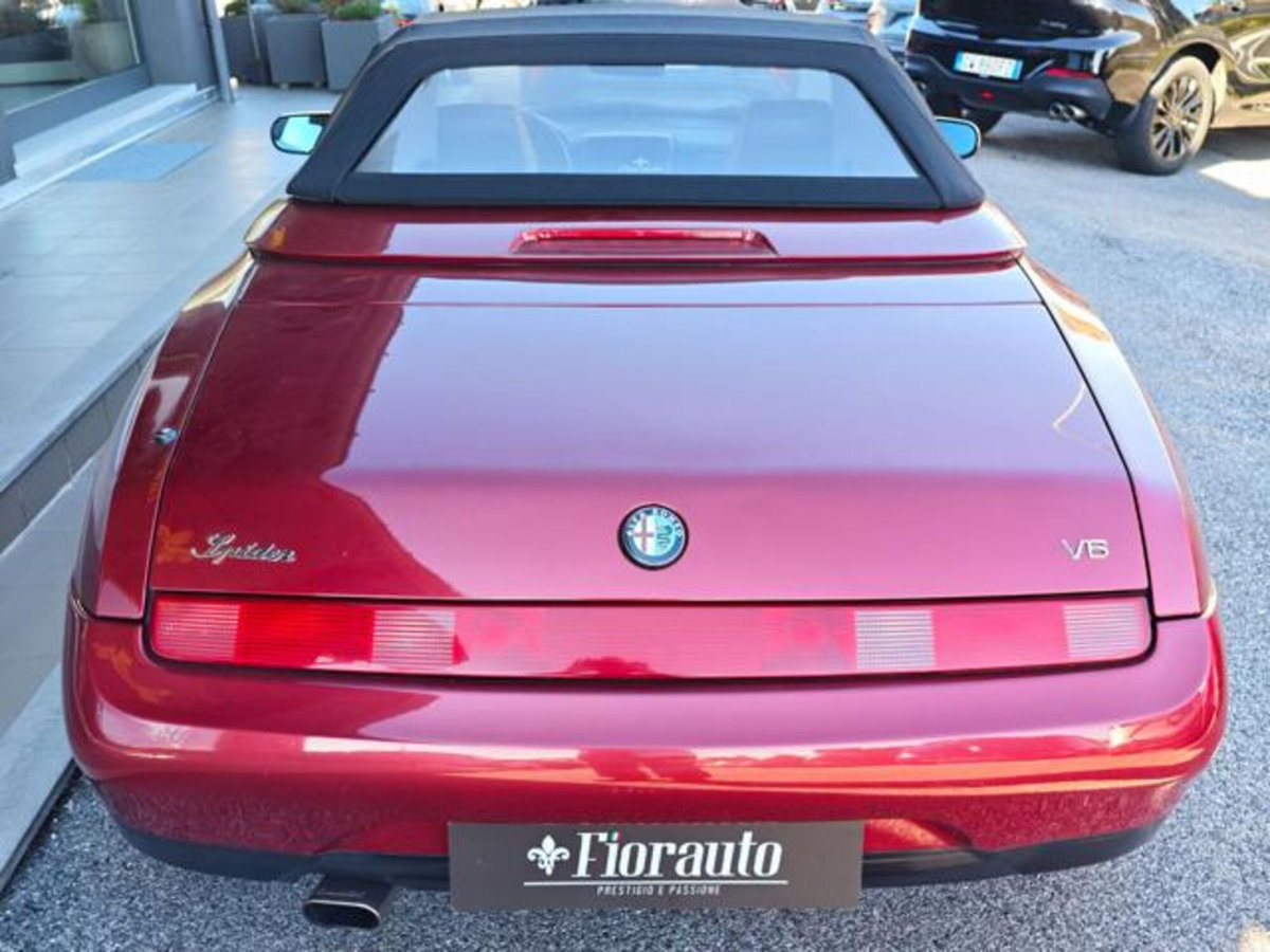 Alfa Romeo Spider 3.0i V6 cat L (4)