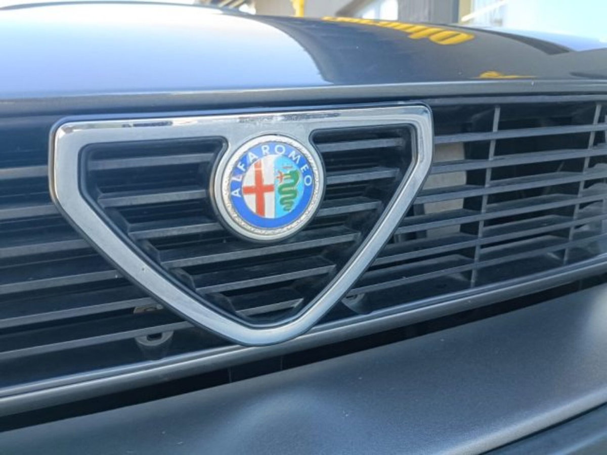 Alfa Romeo Alfetta GTV 2.0 L (11)