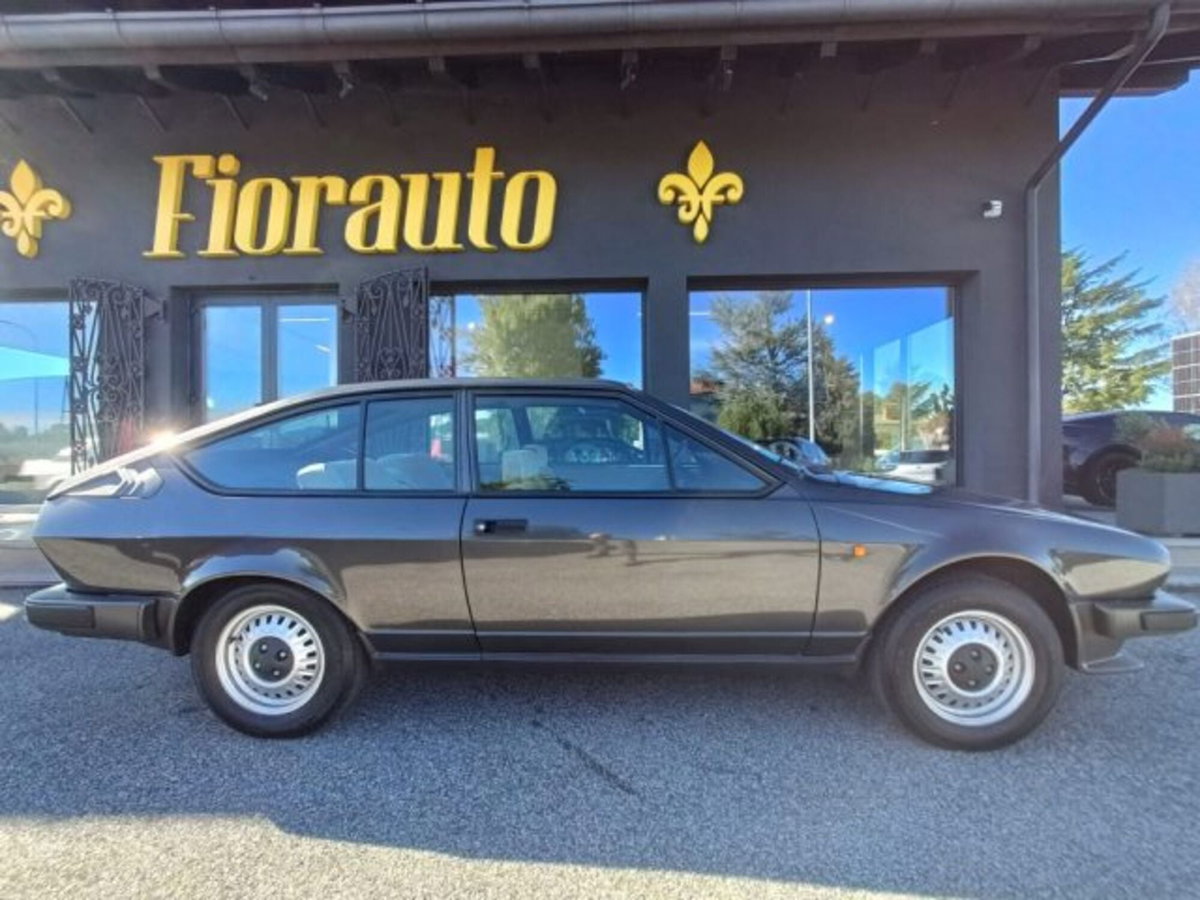 Alfa Romeo Alfetta GTV 2.0 L (3)
