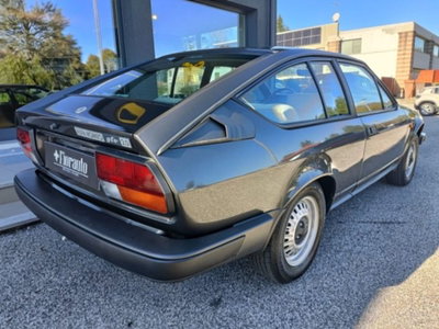 Alfa Romeo Alfetta GTV 2.0 L (4)