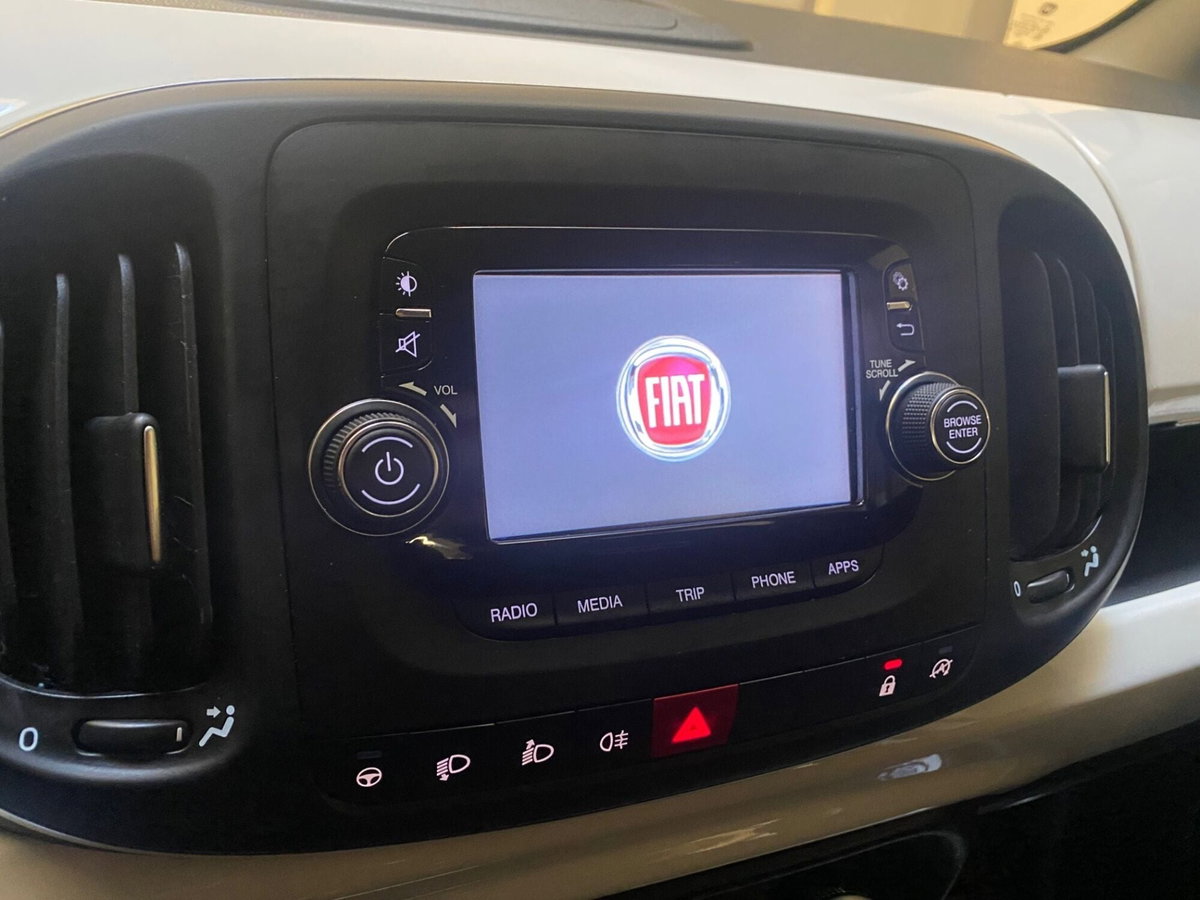 Fiat 500L 1.3 Multijet 95 CV City Cross (9)