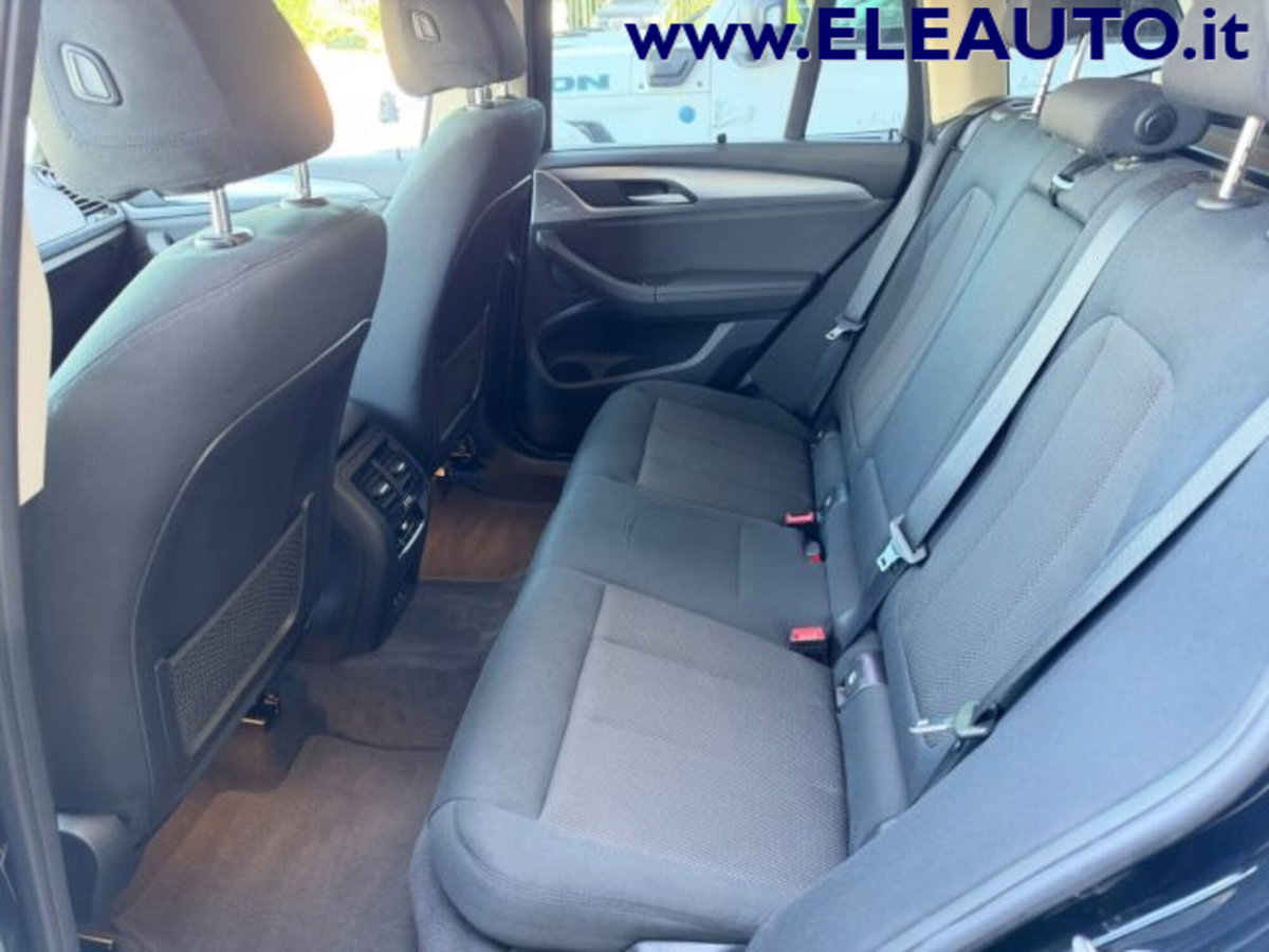BMW X3 sDrive18d 48V Msport (15)