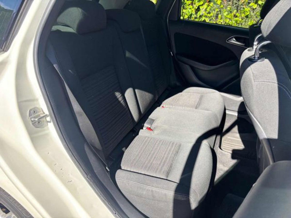 Mercedes-Benz Classe B 180 CDI Automatic Executive (14)