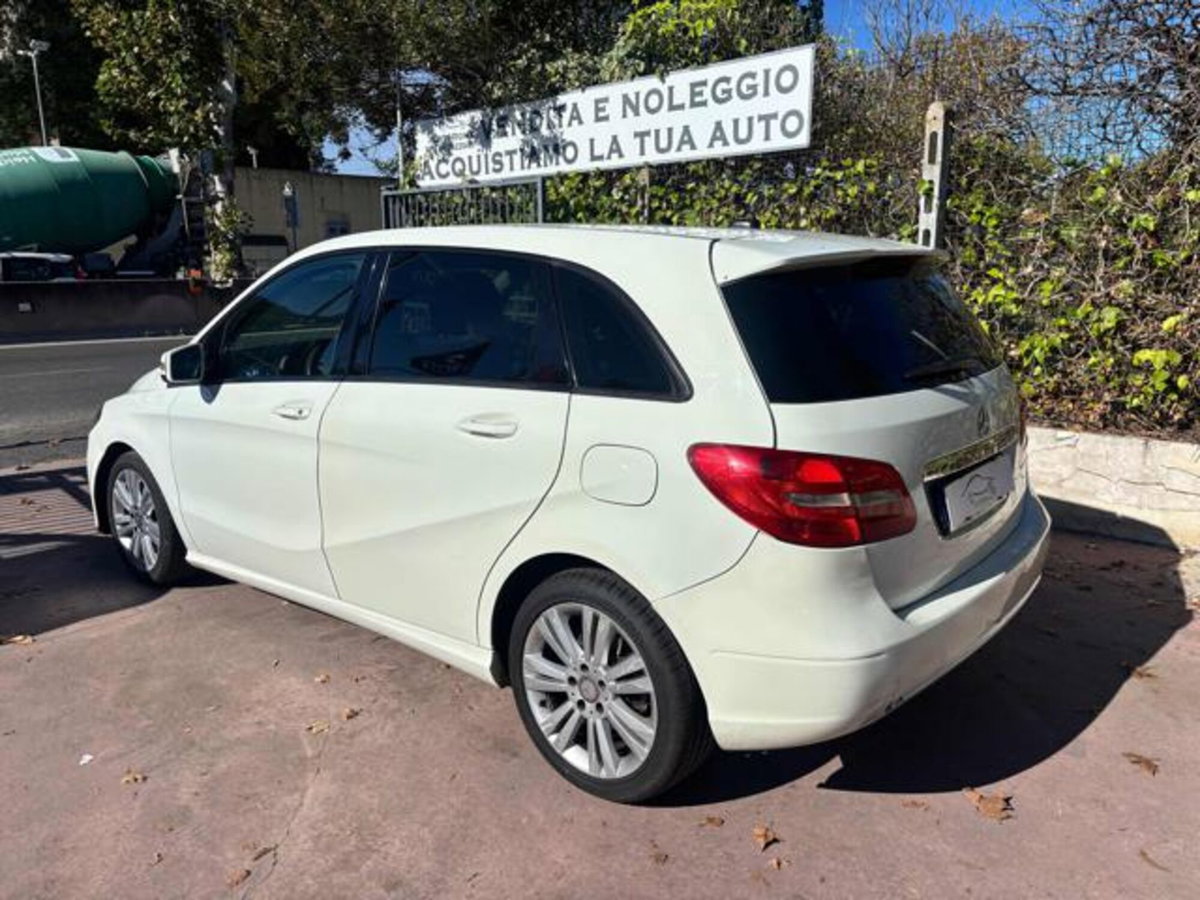 Mercedes-Benz Classe B 180 CDI Automatic Executive (5)