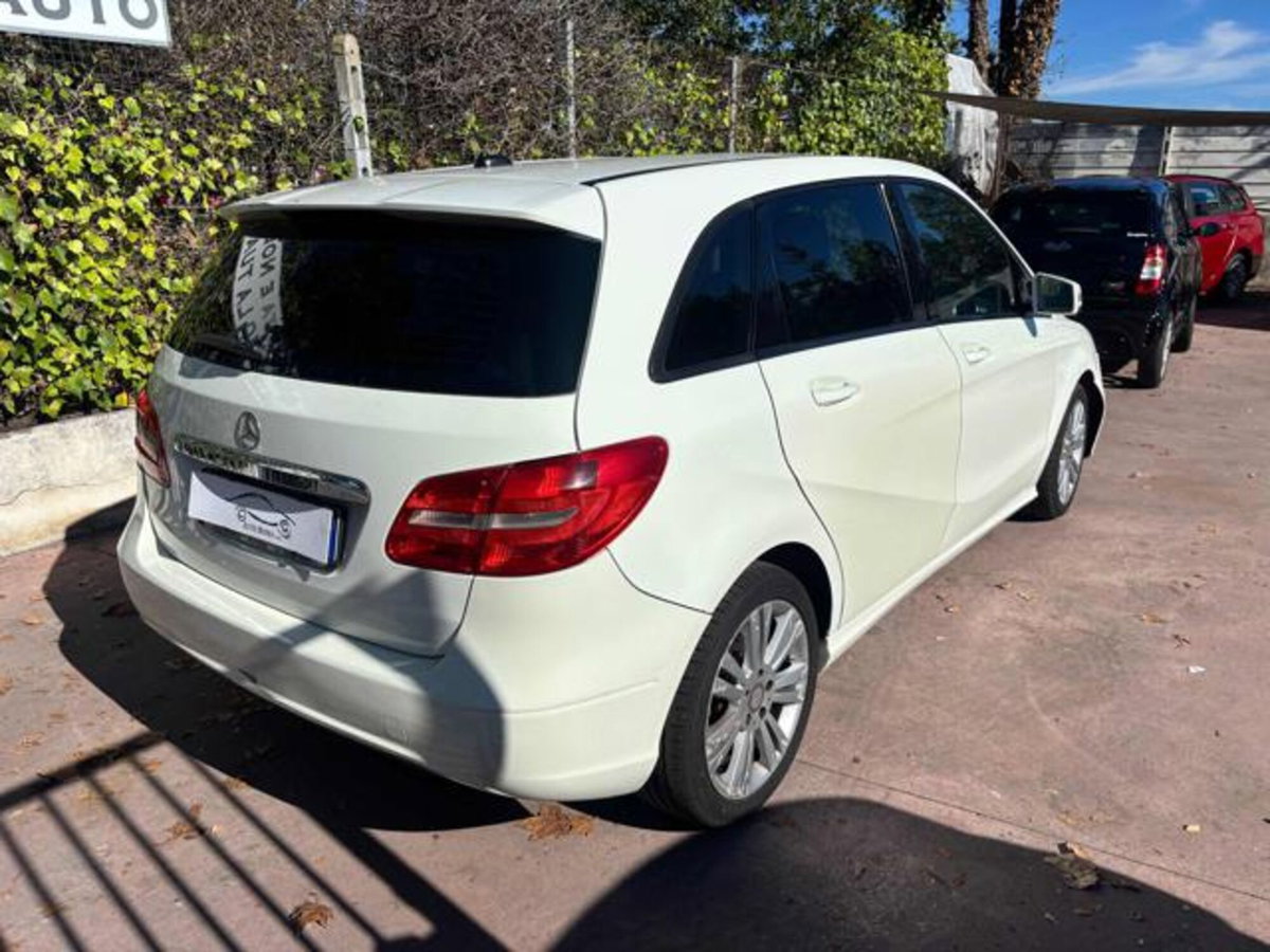Mercedes-Benz Classe B 180 CDI Automatic Executive (7)