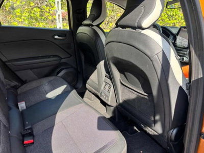 Renault Captur Plug-in Hybrid E-Tech 160 CV Initiale Paris (13)