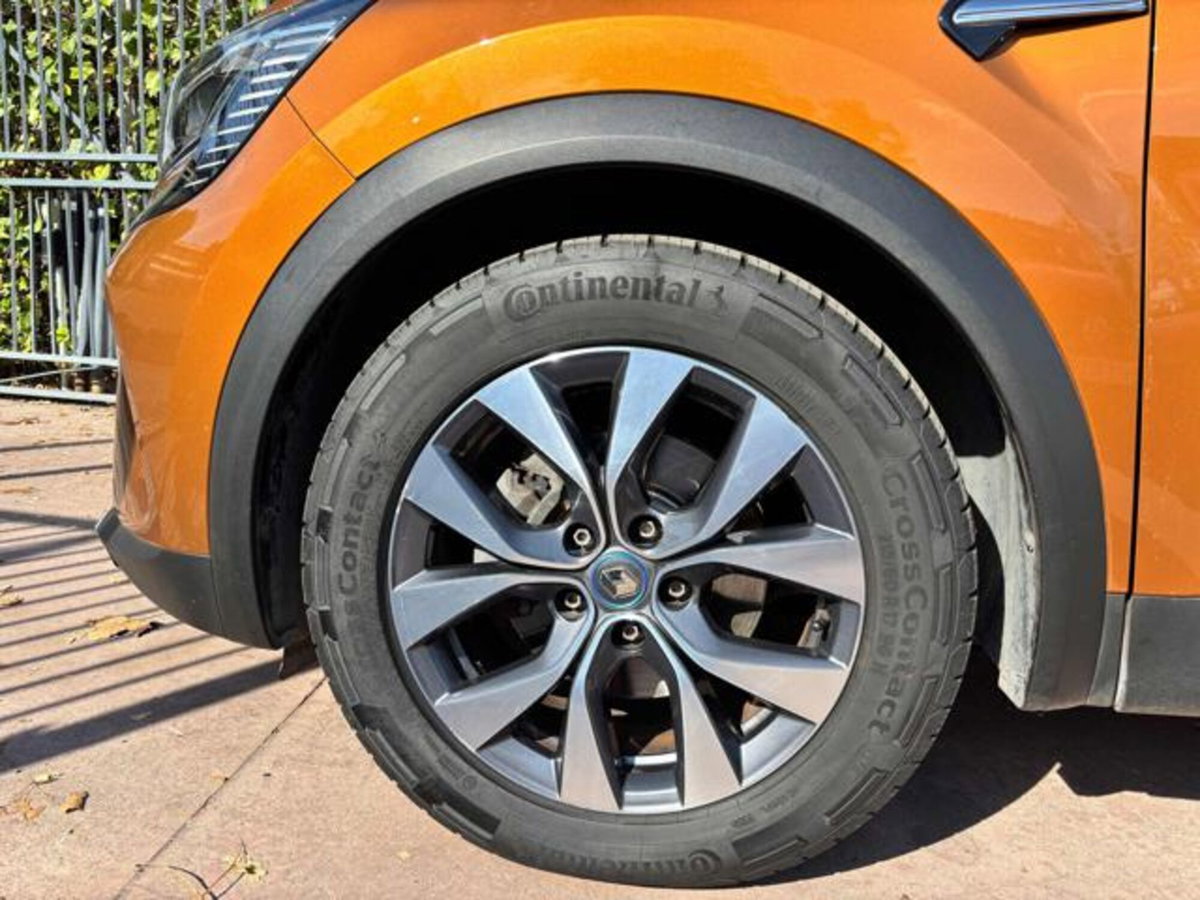 Renault Captur Plug-in Hybrid E-Tech 160 CV Initiale Paris (7)