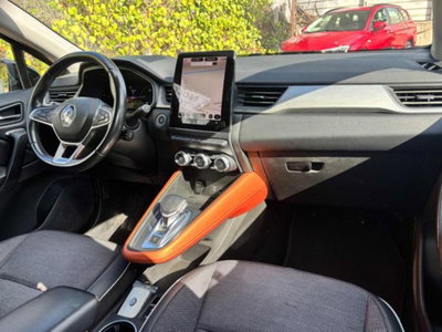 Renault Captur Plug-in Hybrid E-Tech 160 CV Initiale Paris (8)