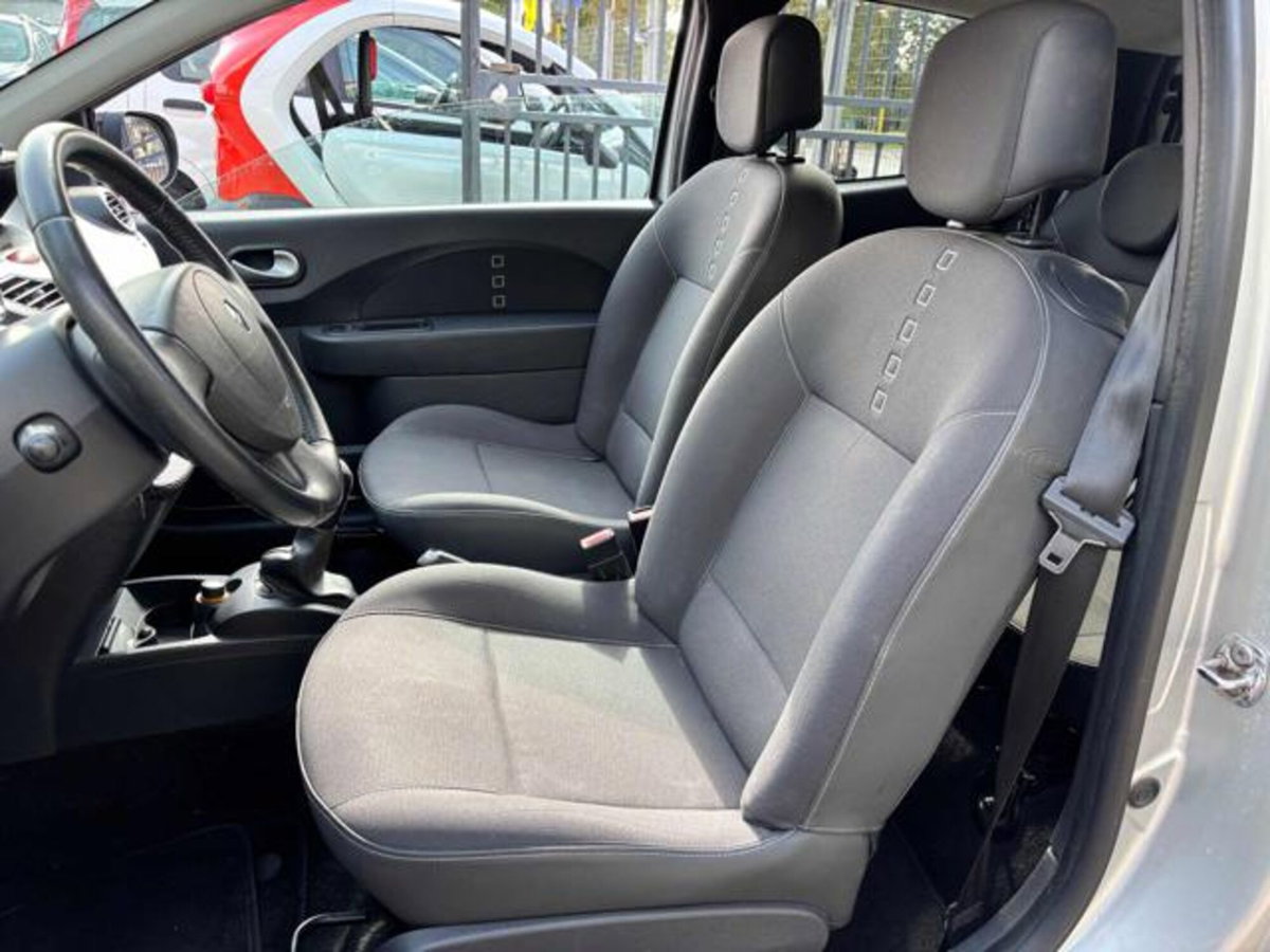 Renault Twingo 1.2 16V TCE Dynamique (11)