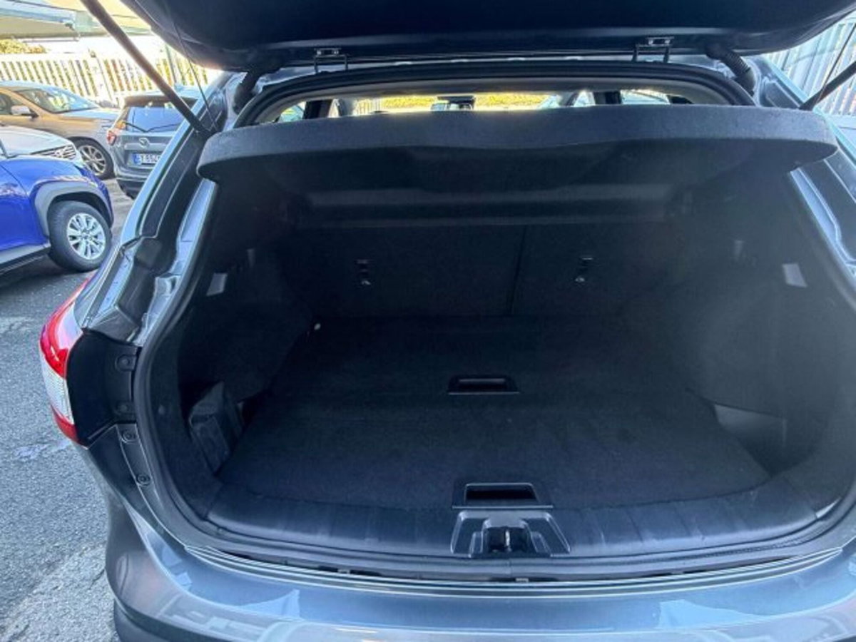 Nissan Qashqai 1.5 dCi N-Connecta (15)