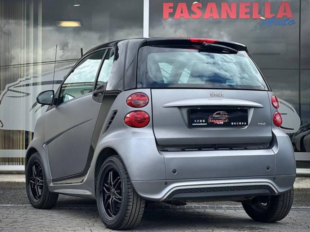 smart Fortwo 1000 52 kW MHD coupé passion (8)
