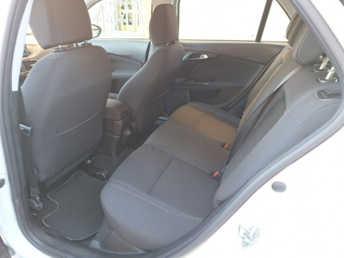 Fiat Tipo Station Wagon Tipo 1.6 Mjt S&S SW City Life (9)