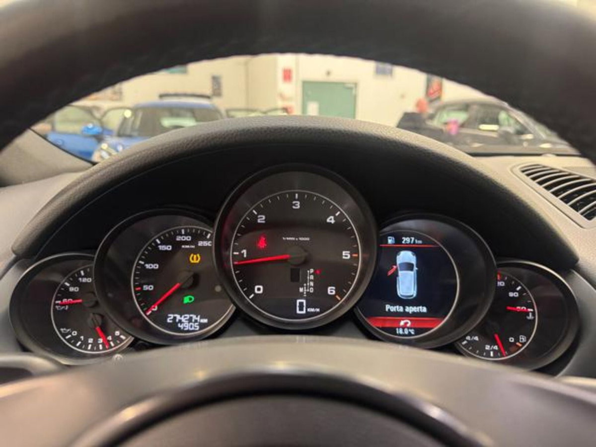 Porsche Cayenne 3.0 Diesel (15)