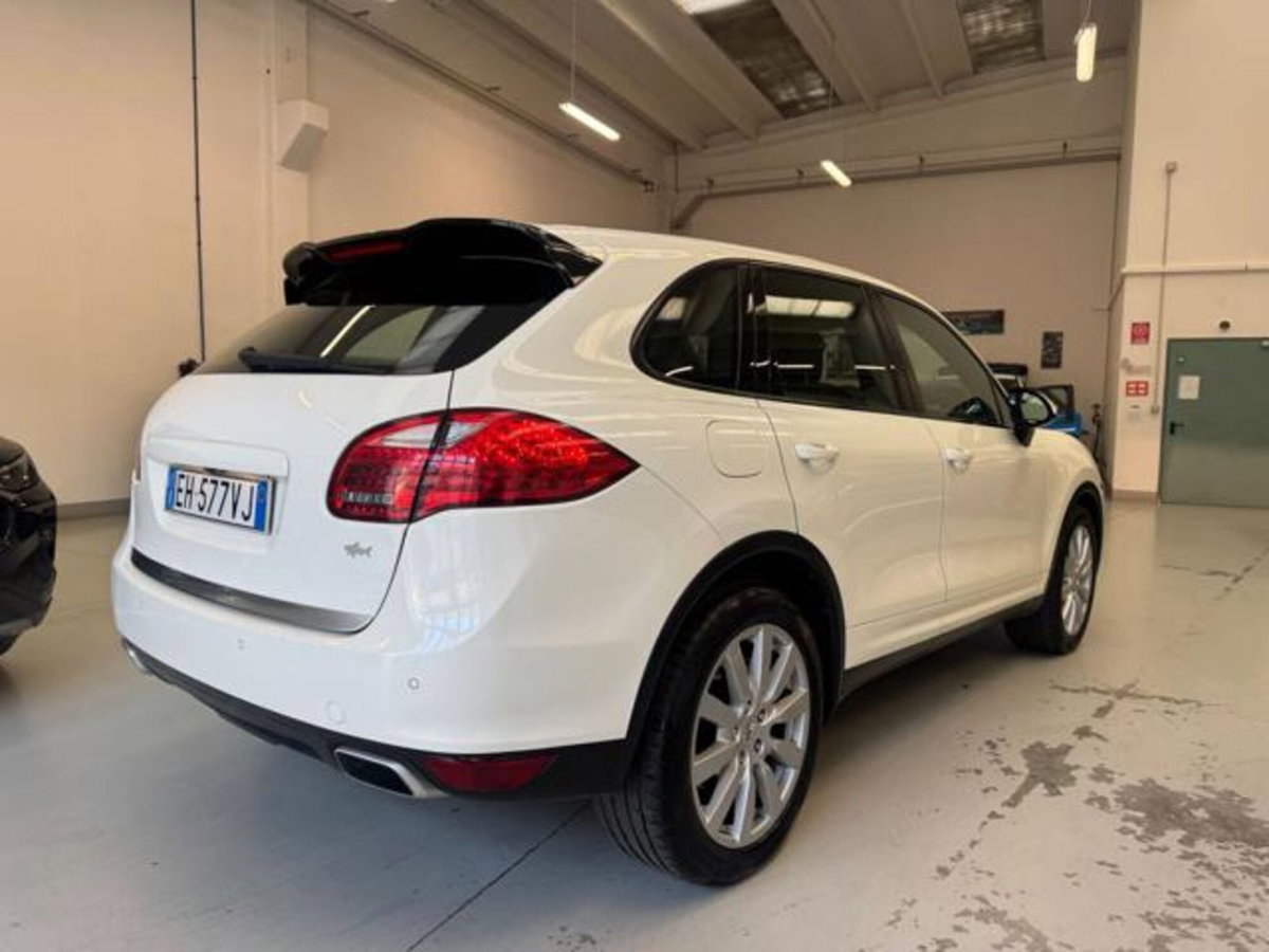 Porsche Cayenne 3.0 Diesel (6)
