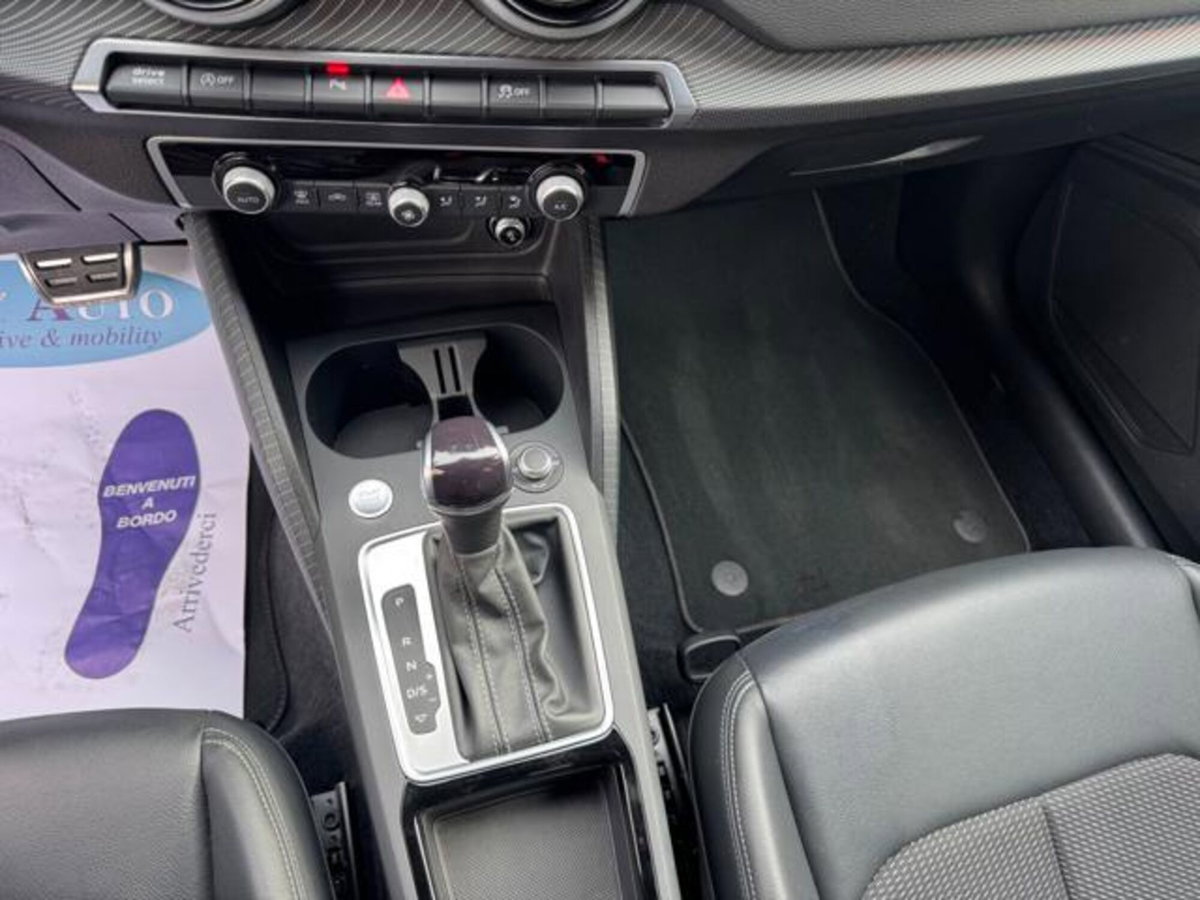Audi Q2 Q2 35 TDI (14)
