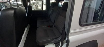 Land Rover Defender 110 2.2 TD4 Station Wagon N1 (6)