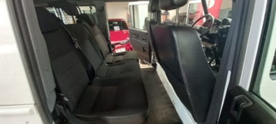 Land Rover Defender 110 2.2 TD4 Station Wagon N1 (8)