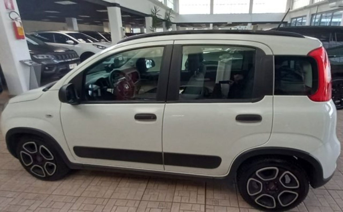 Fiat Panda 1.0 firefly hybrid s&s 70cv 5p.ti (4)