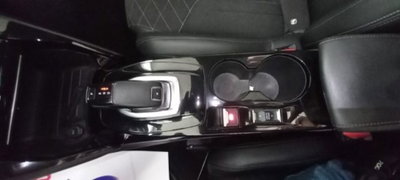 Peugeot 2008 PureTech 155 S&S EAT8 GT Pack (18)