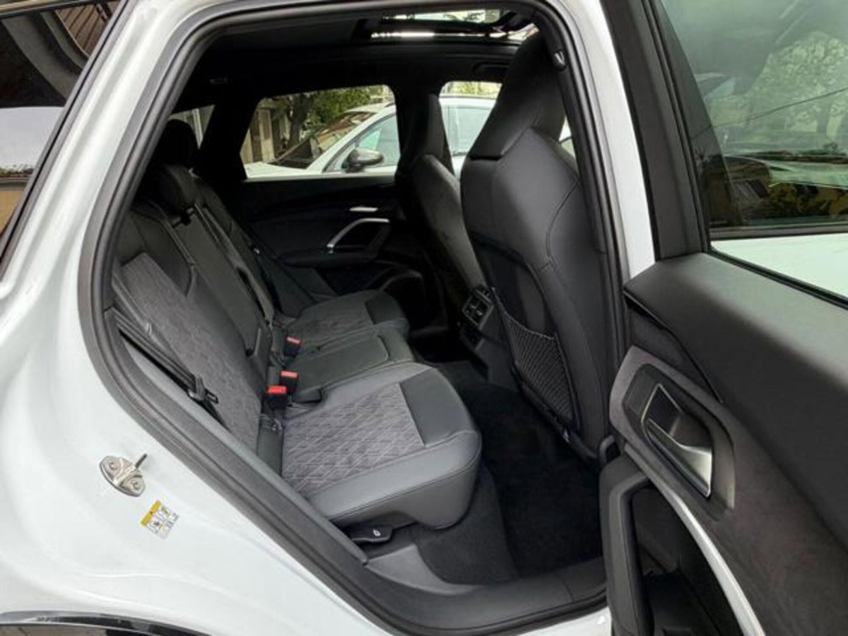 Audi Q5 2.0 tdi mhev+ S line edition quattro 204cv s-tronic (8)