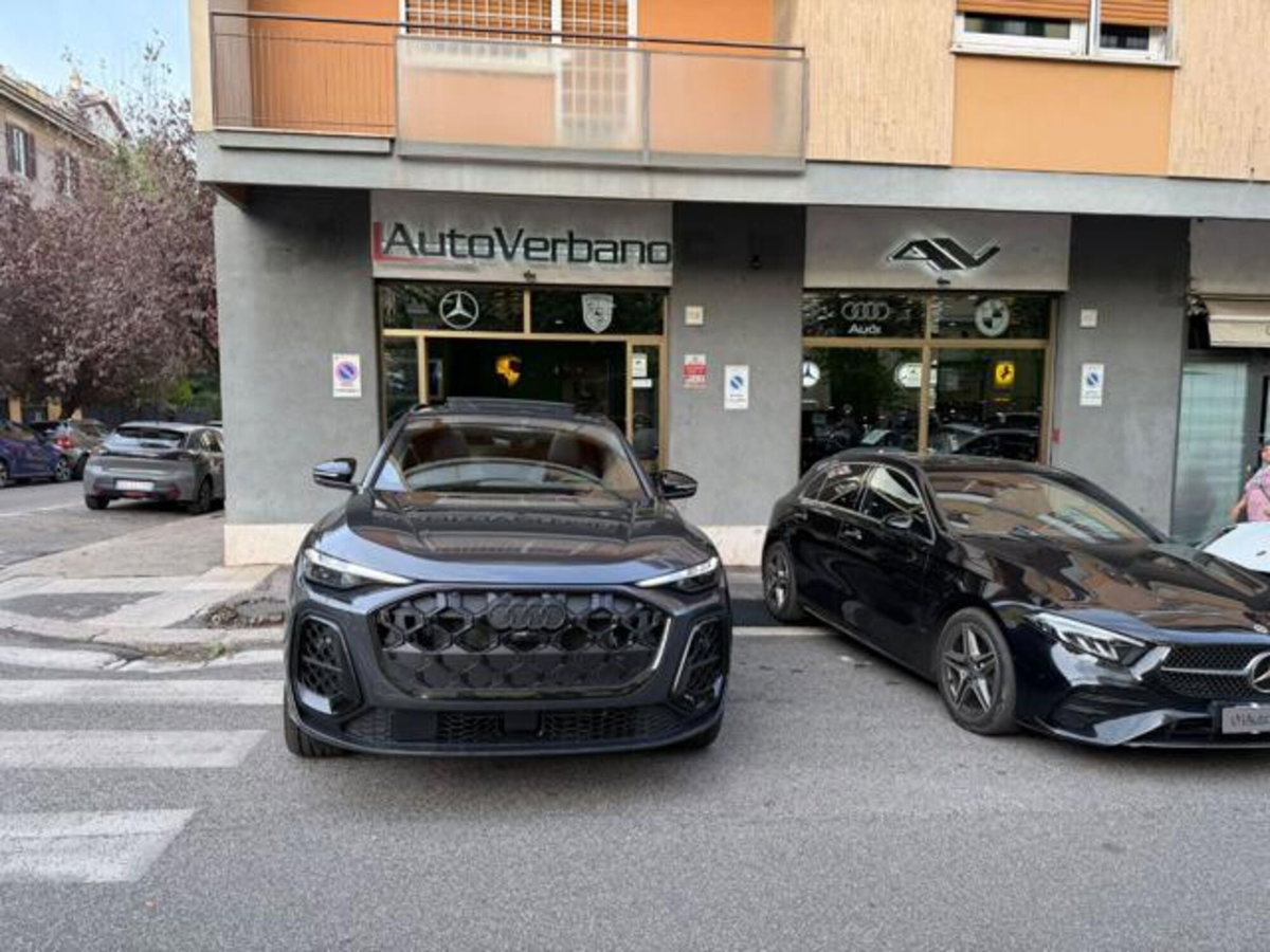 Audi Q5 Sportback 2.0 tdi mhev+ S line quattro 204cv s-tronic (2)