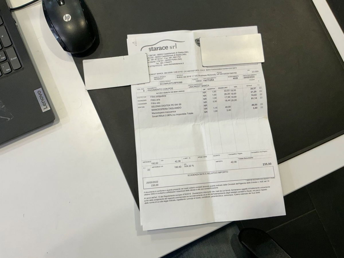 Renault Scenic E-Tech Electric 1.9 dCi Luxe Dynamique (11)