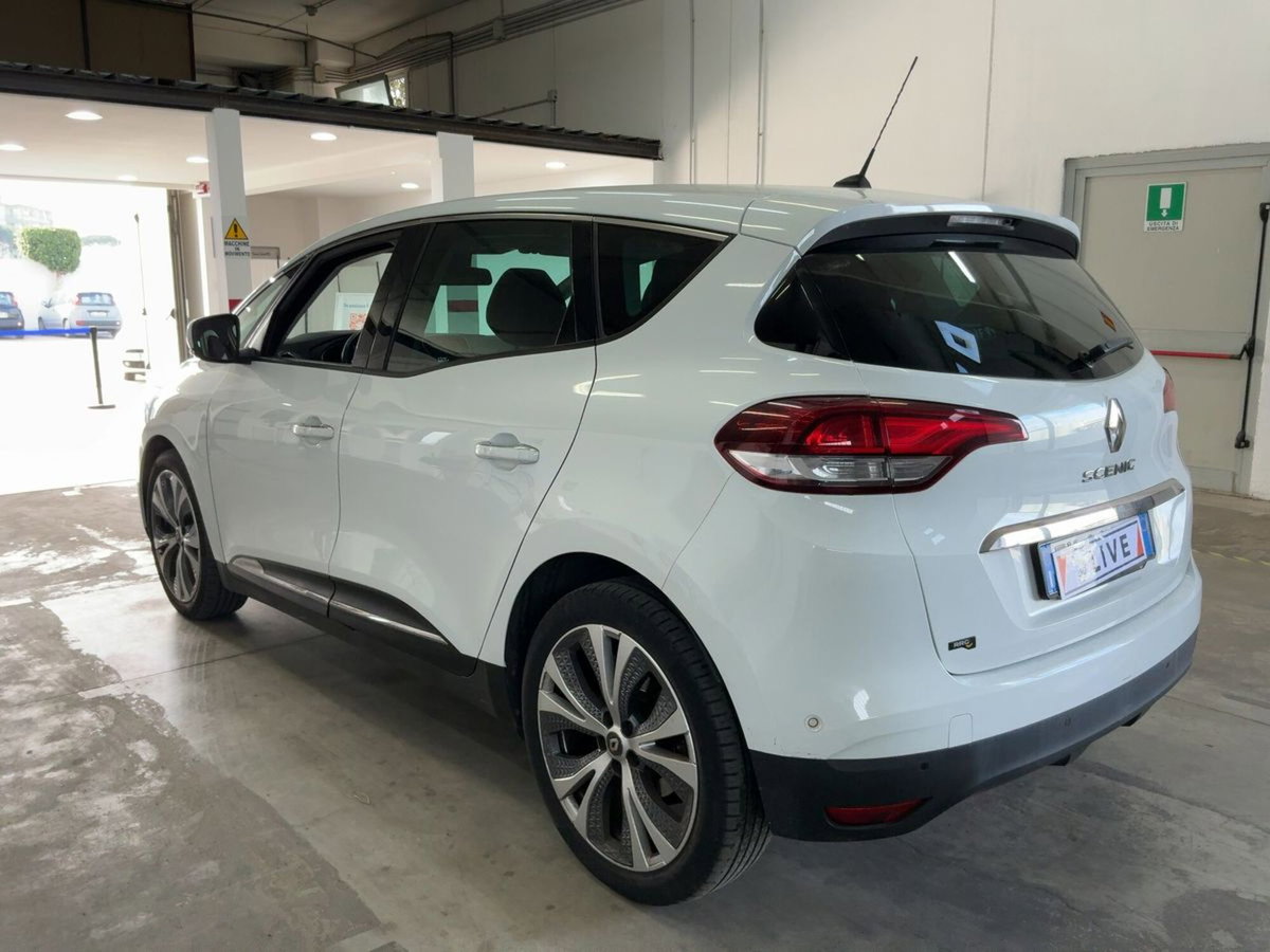 Renault Scenic E-Tech Electric 1.9 dCi Luxe Dynamique (3)