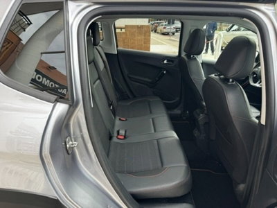 Peugeot 2008 BlueHDi 100 S&S GT Line (14)