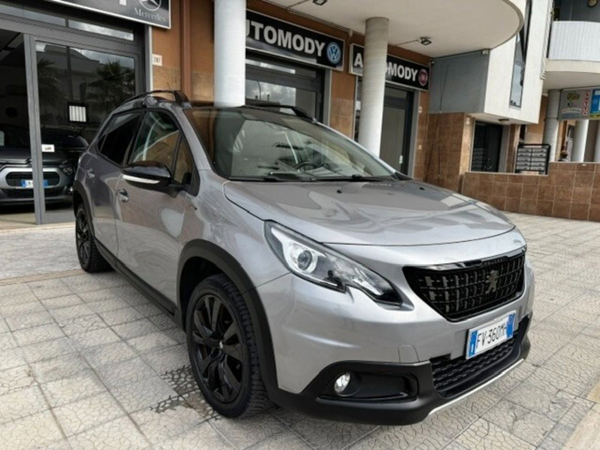 Peugeot 2008 BlueHDi 100 S&S GT Line (4)
