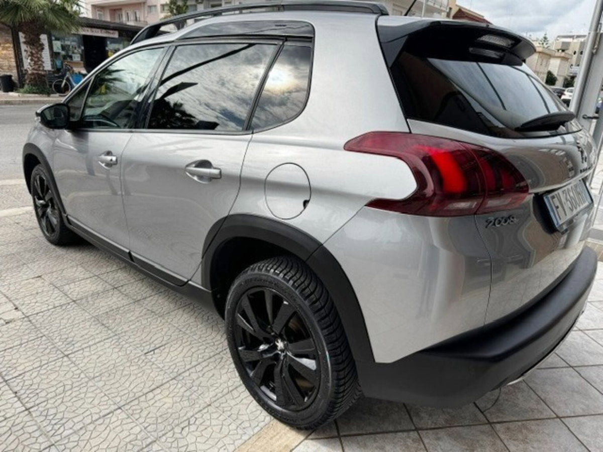 Peugeot 2008 BlueHDi 100 S&S GT Line (5)