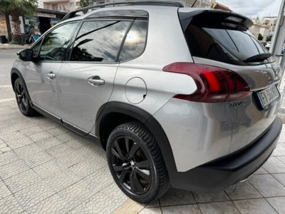 Peugeot 2008 BlueHDi 100 S&S GT Line (5)