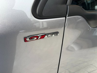 Peugeot 2008 BlueHDi 100 S&S GT Line (8)